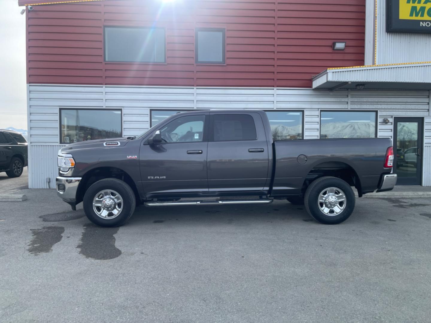 2022 GRAY /charcoal cloth RAM 2500 BIG HORN (3C6UR5DJ3NG) with an 6.4L engine, Automatic transmission, located at 1960 Industrial Drive, Wasilla, 99654, (907) 274-2277, 61.573475, -149.400146 - Photo#1